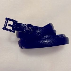 MICHAEL Michael Kors Genuine Leather Black Skinny Belt